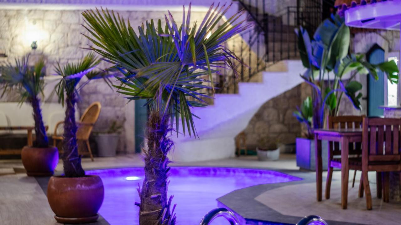 Avlu Alacati Boutique Hotel Exterior photo