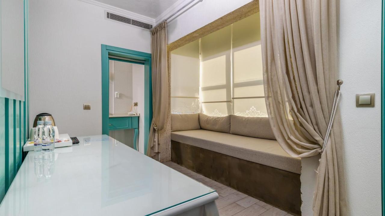 Avlu Alacati Boutique Hotel Exterior photo