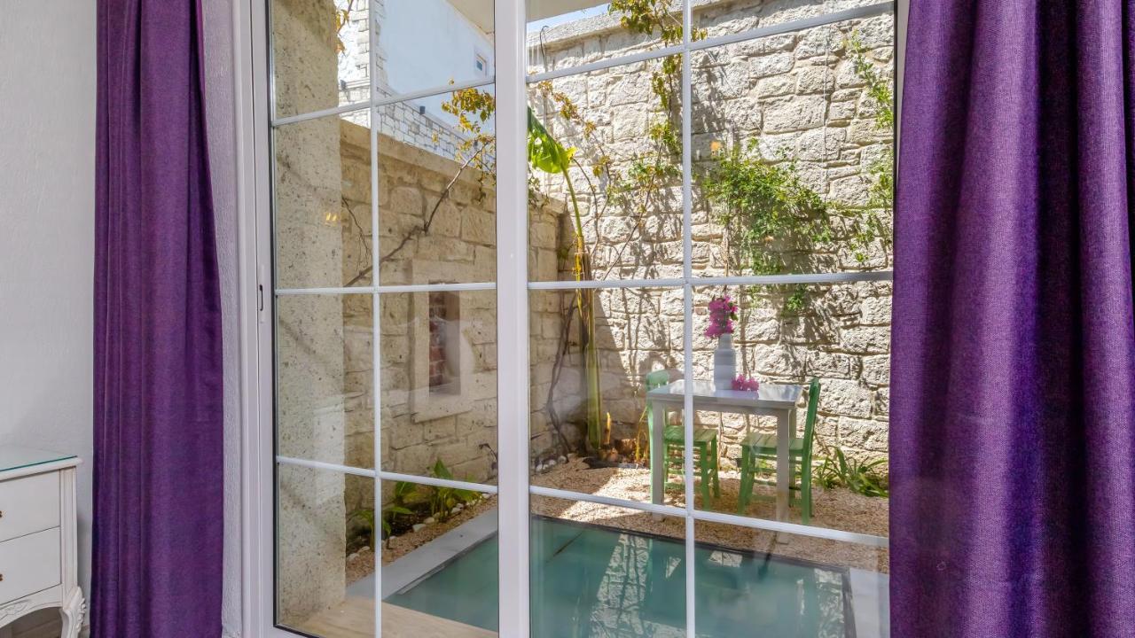Avlu Alacati Boutique Hotel Exterior photo
