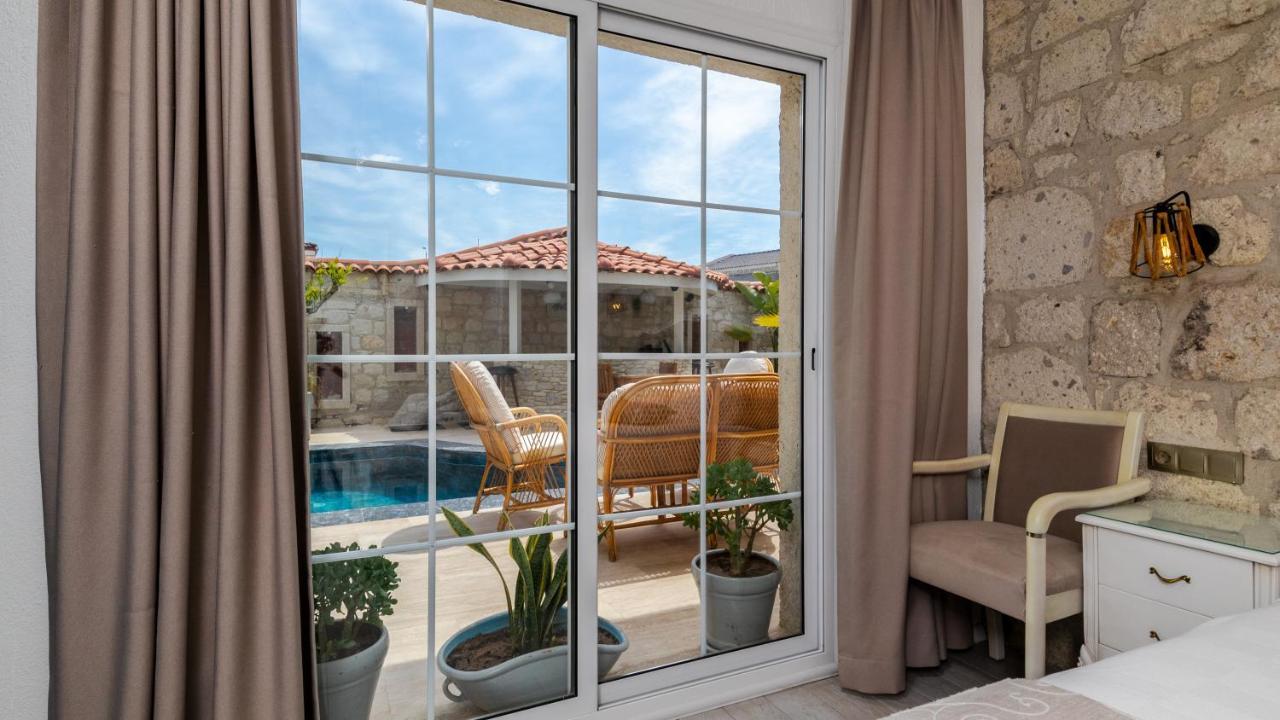 Avlu Alacati Boutique Hotel Exterior photo