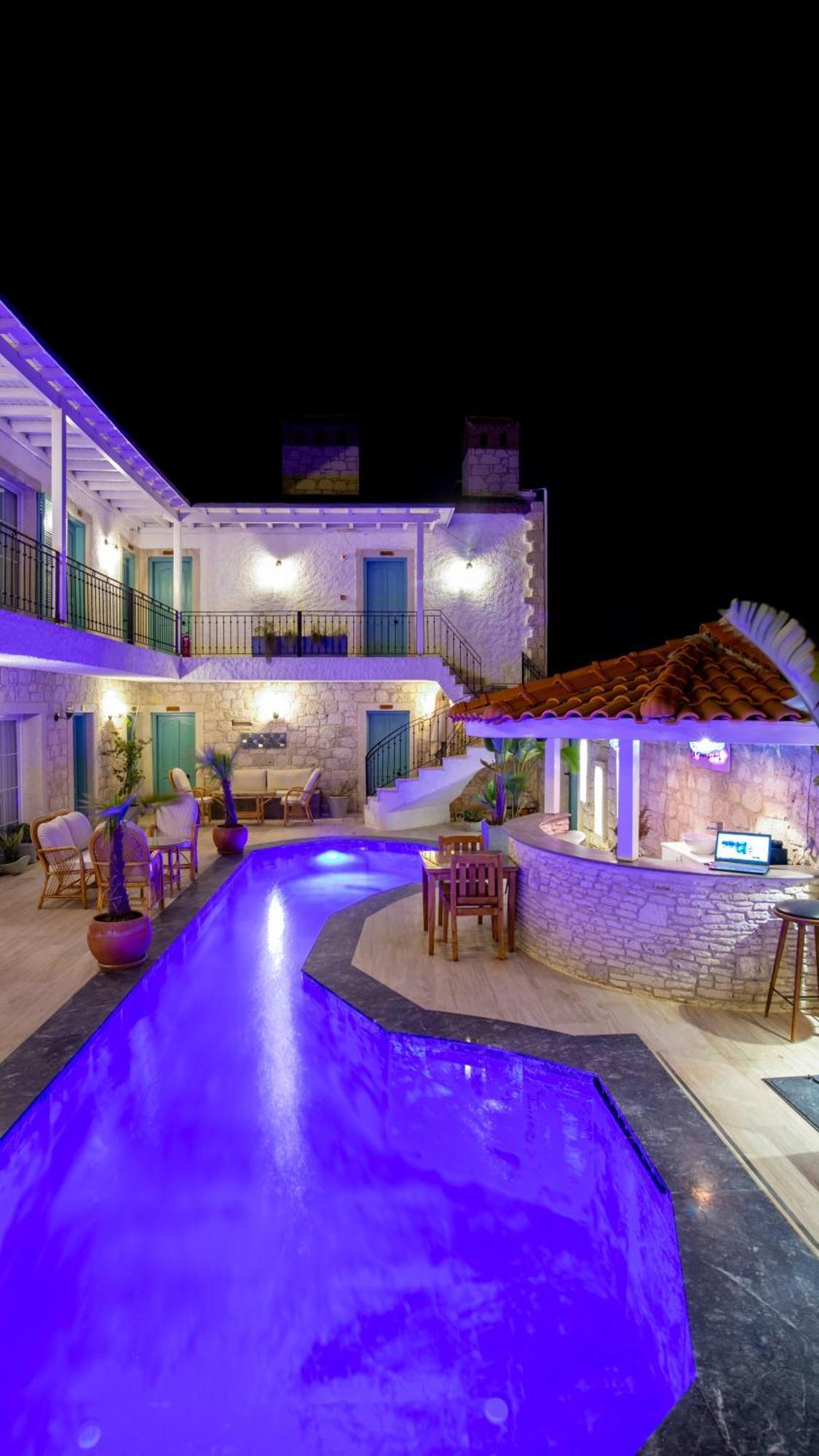 Avlu Alacati Boutique Hotel Exterior photo